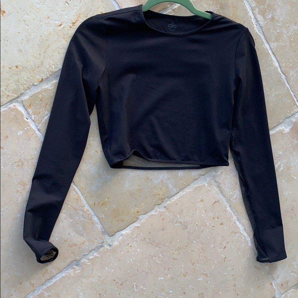 DARLING Alo crop top!